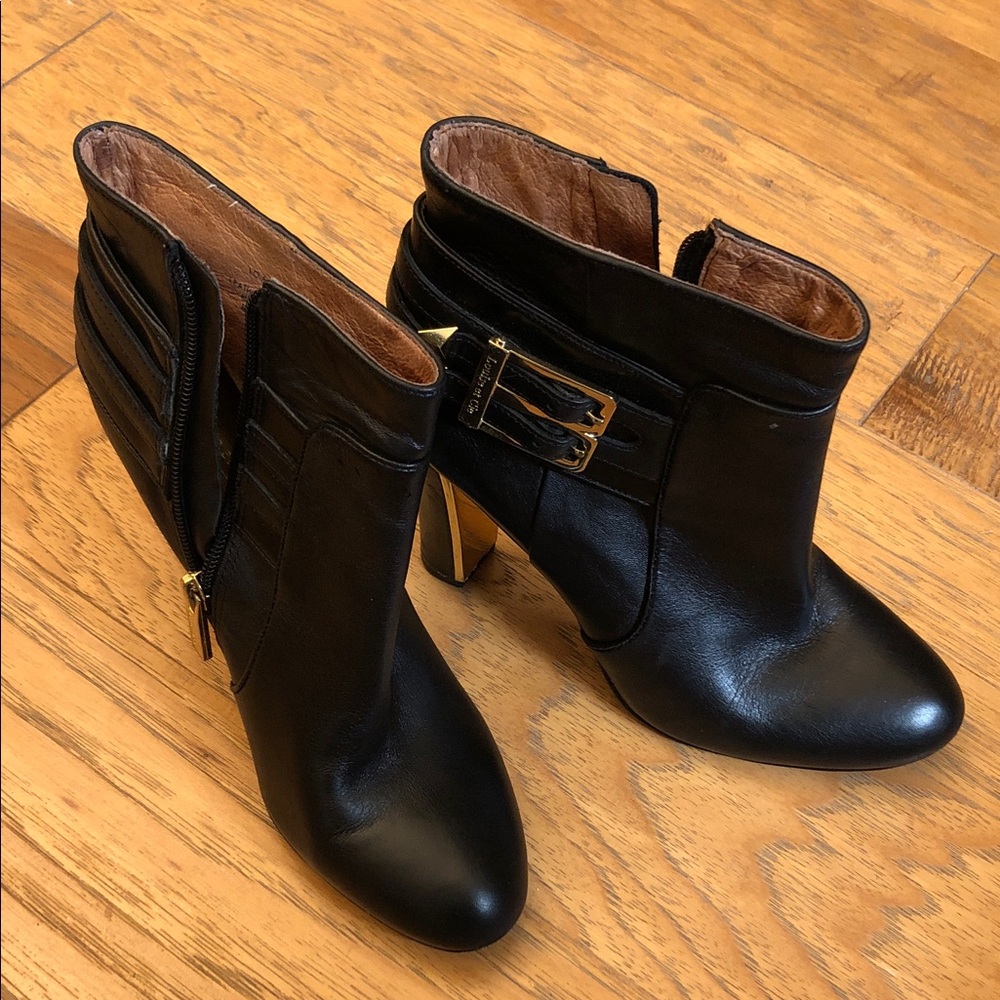 Louise et Cie Black Leather Ankle Booties with Gold Buckle and Heel and Side Zip